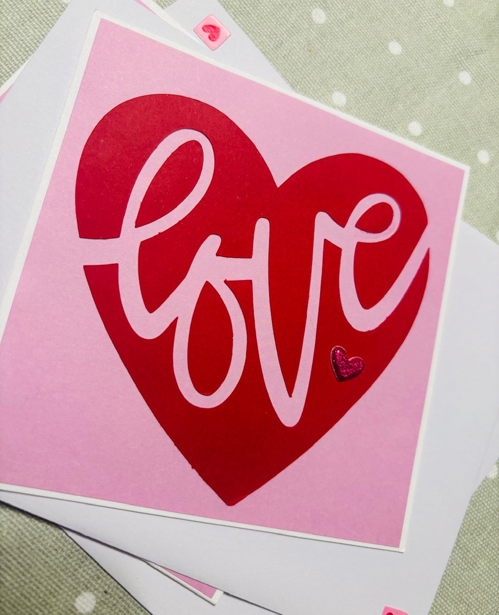 love - pink/red